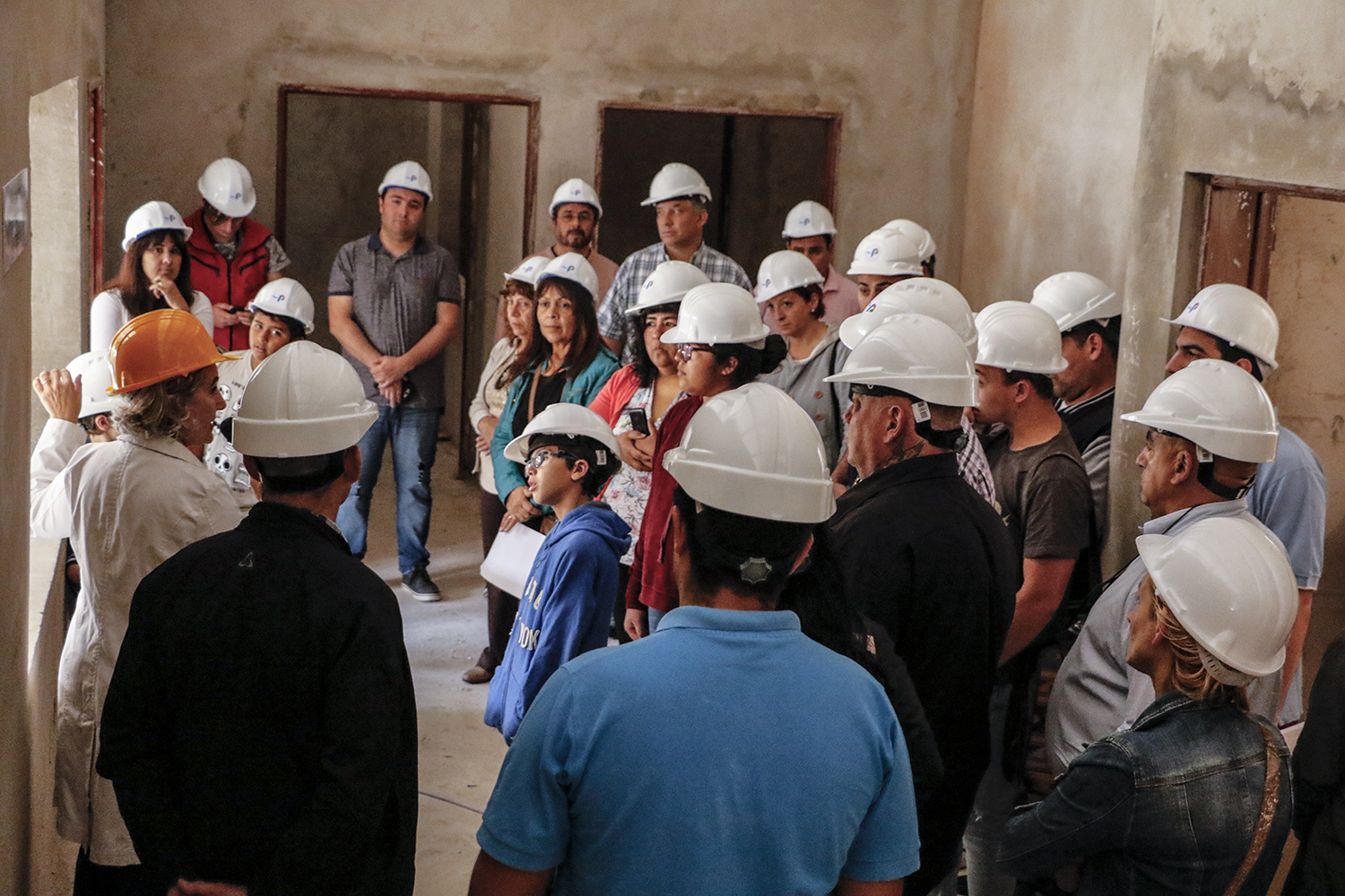  Vecinos de Pilar realizaron un recorrido por las obras del nuevo Hospital
