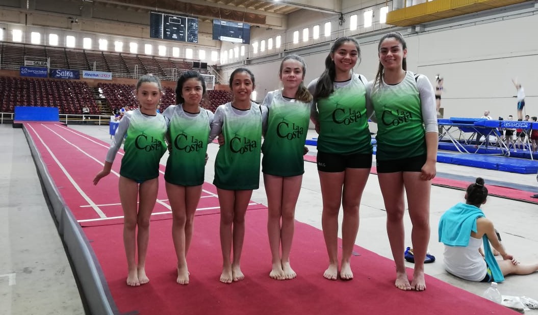  Alumnas de la Escuela Municipal de Gimnasia Acrobática se destacaron en el Nacional de Salta