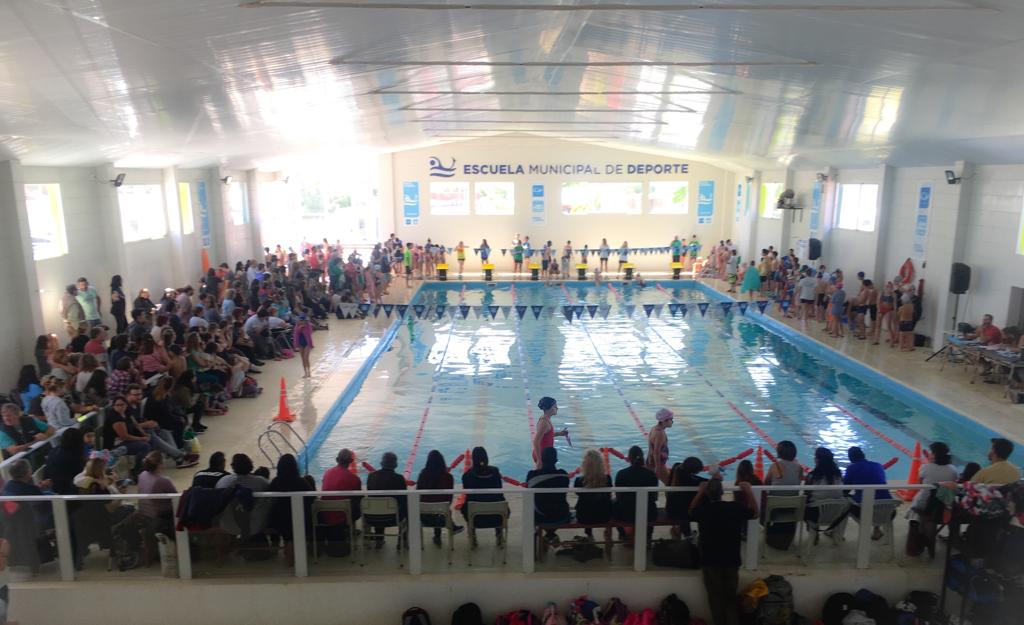  Unos 250 chicos y chicas participaron de la 2ª edición de la Liga Municipal de Natación