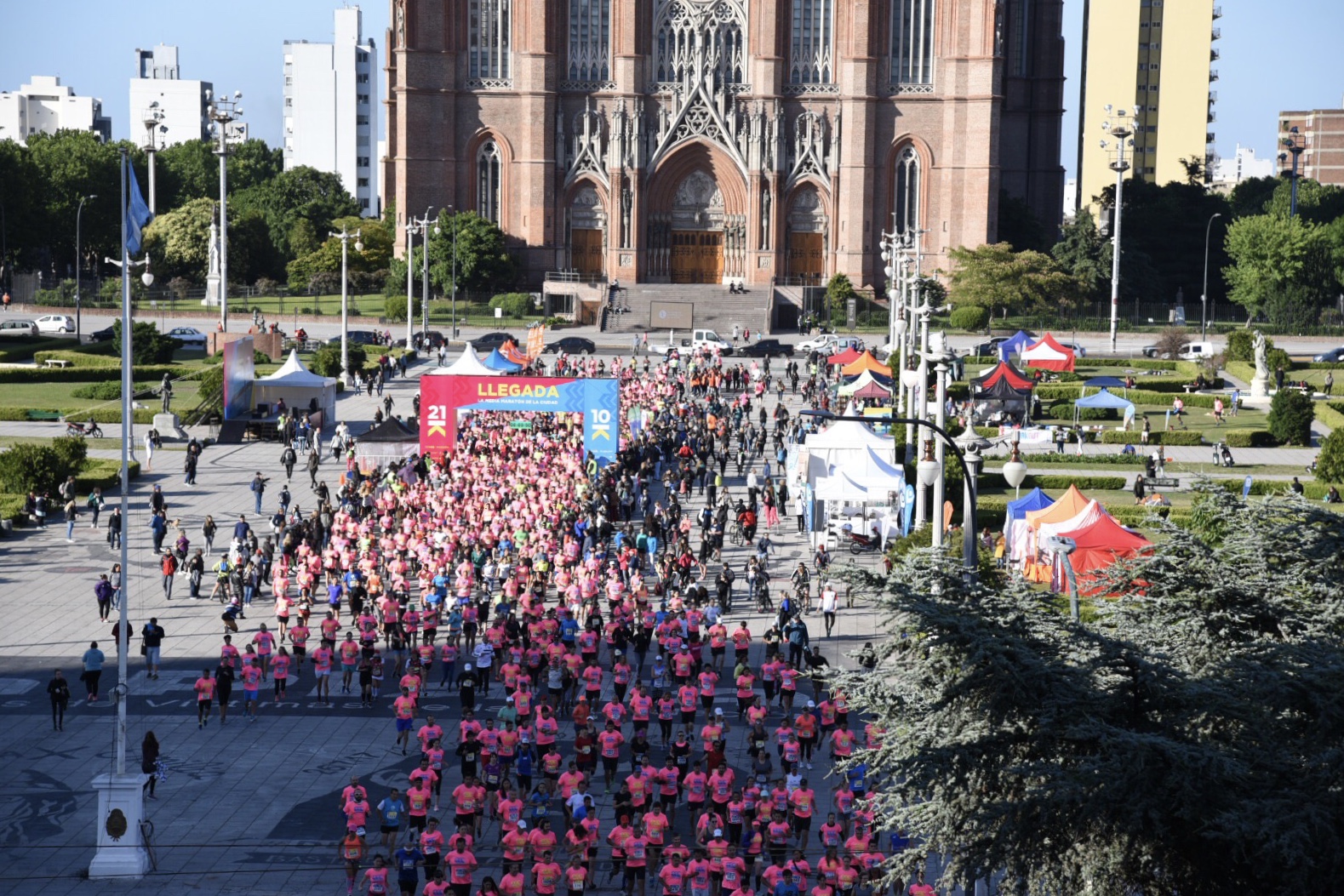  Con una nutrida maratón, finalizaron los festejos por el 136° Aniversario de la ciudad