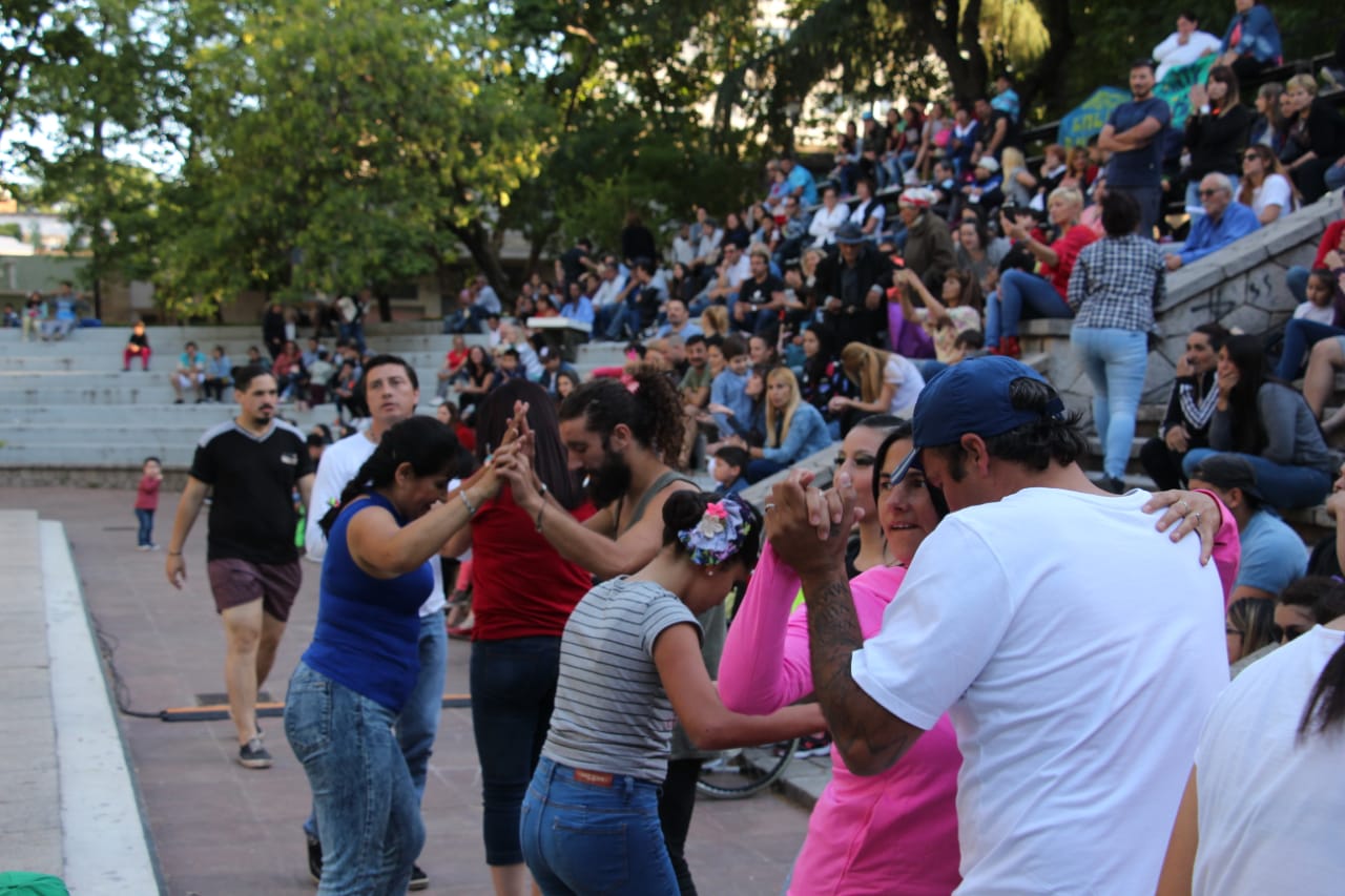  La Plaza Italia fue una fiesta con el Festival por la Igualdad