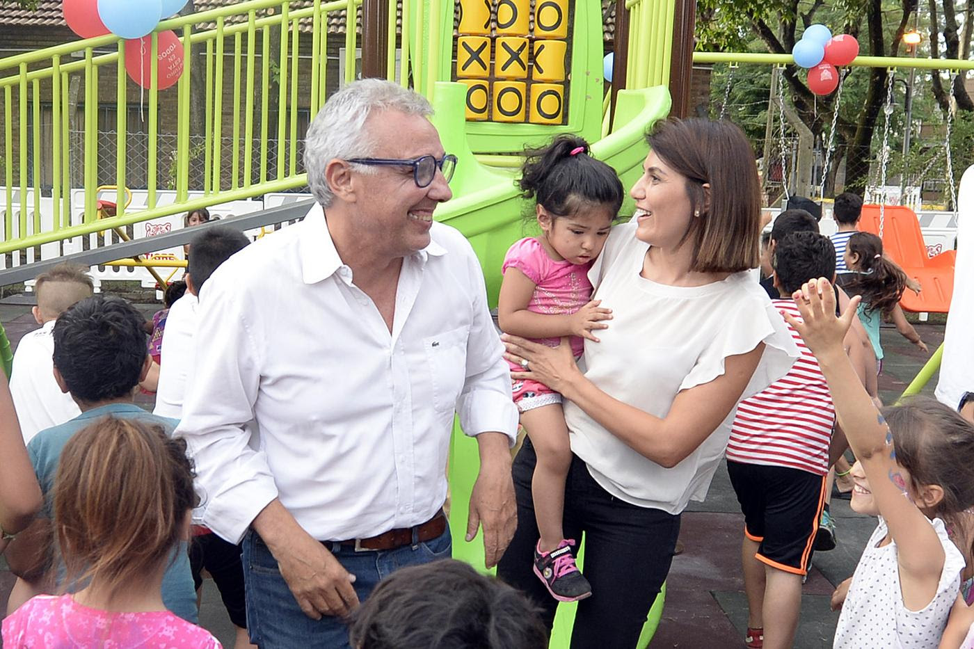  Julio Zamora: “Seguiremos trabajando en políticas públicas que favorezcan el crecimiento de niñas y niños”