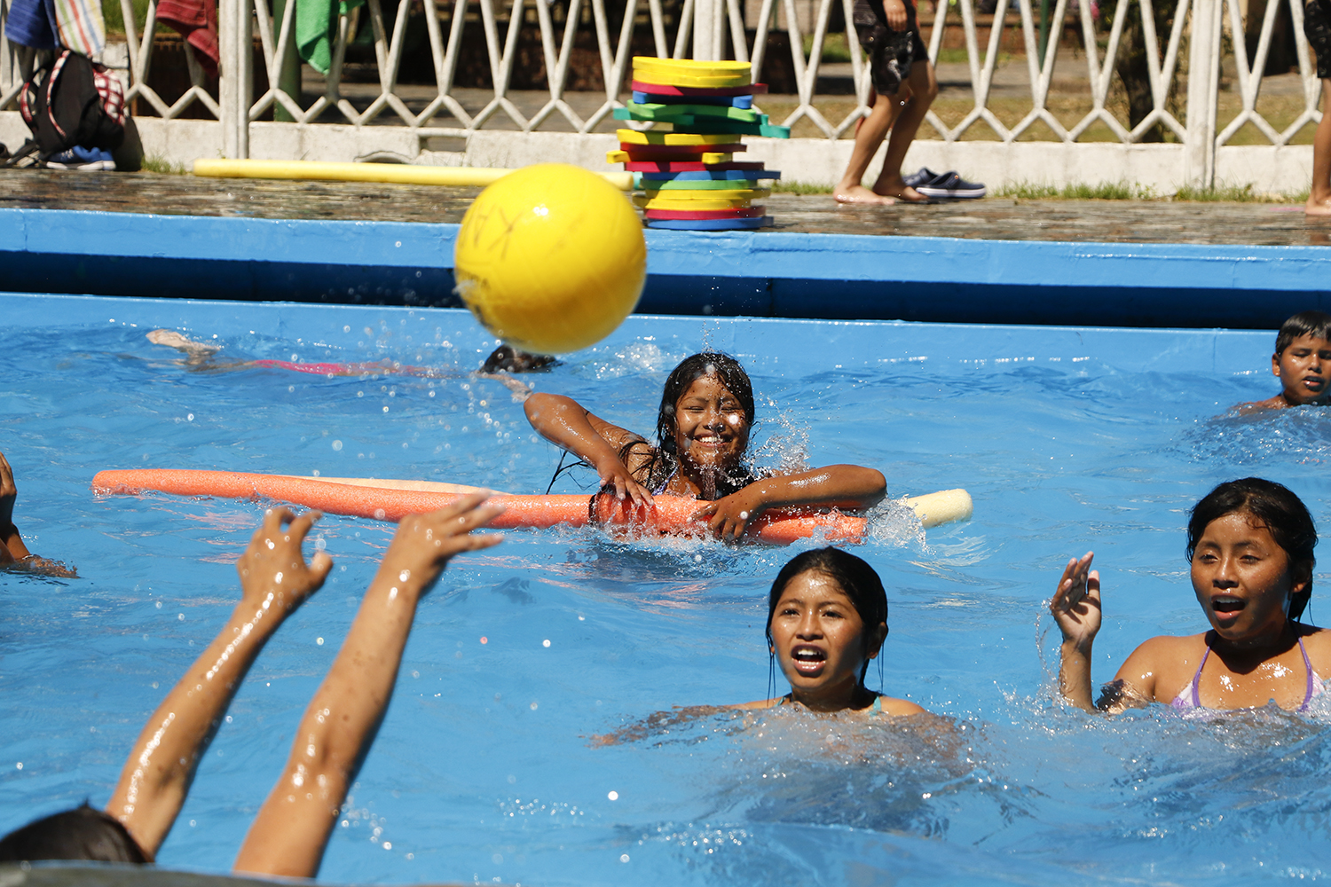  Gamboa recorrió sede del programa Escuelas Abiertas en Verano