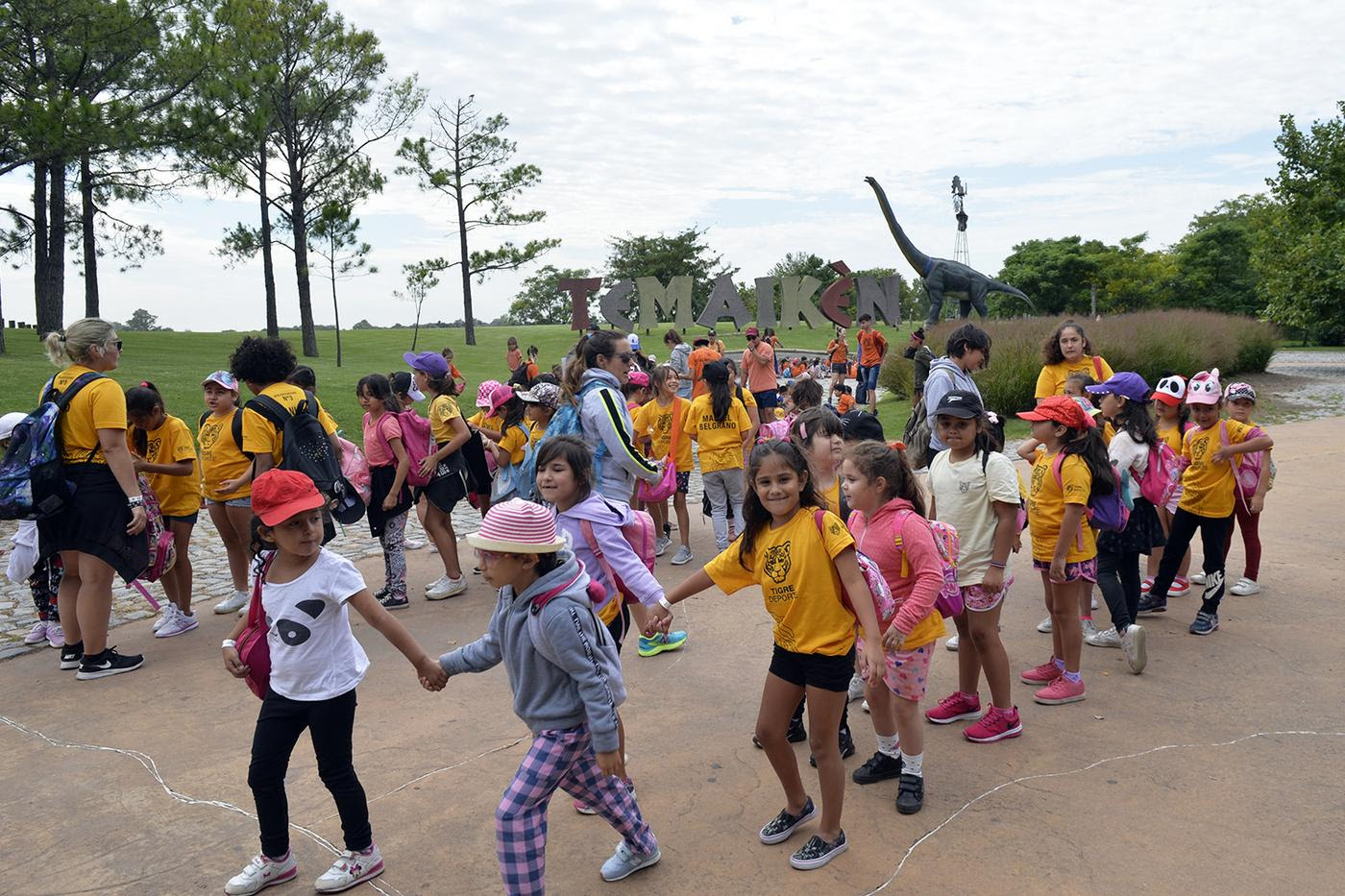  Más de 500 chicos de las colonias visitaron Temaikén