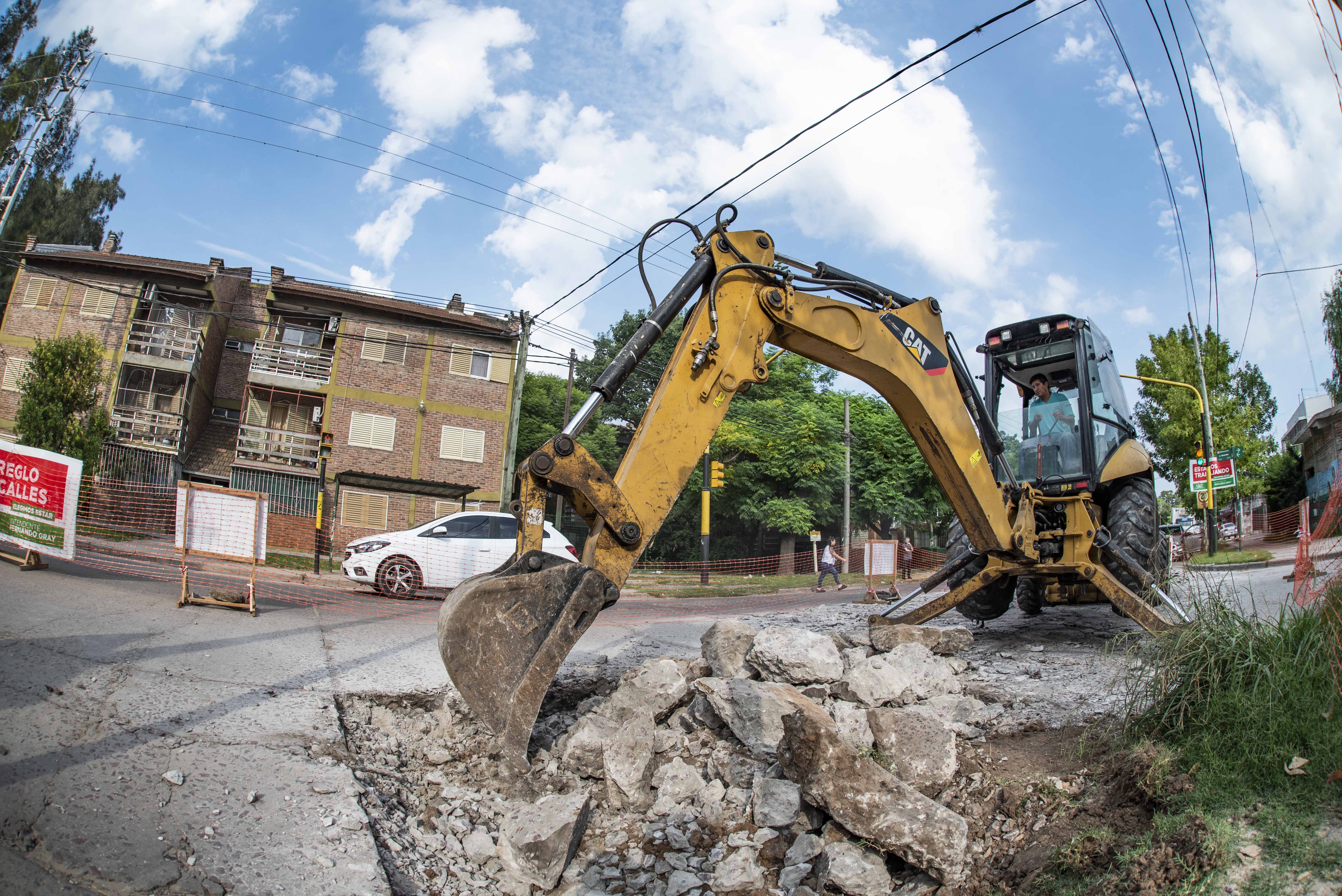  Nueva obra de bacheo en el barrio Coca-Cola de el jagüel