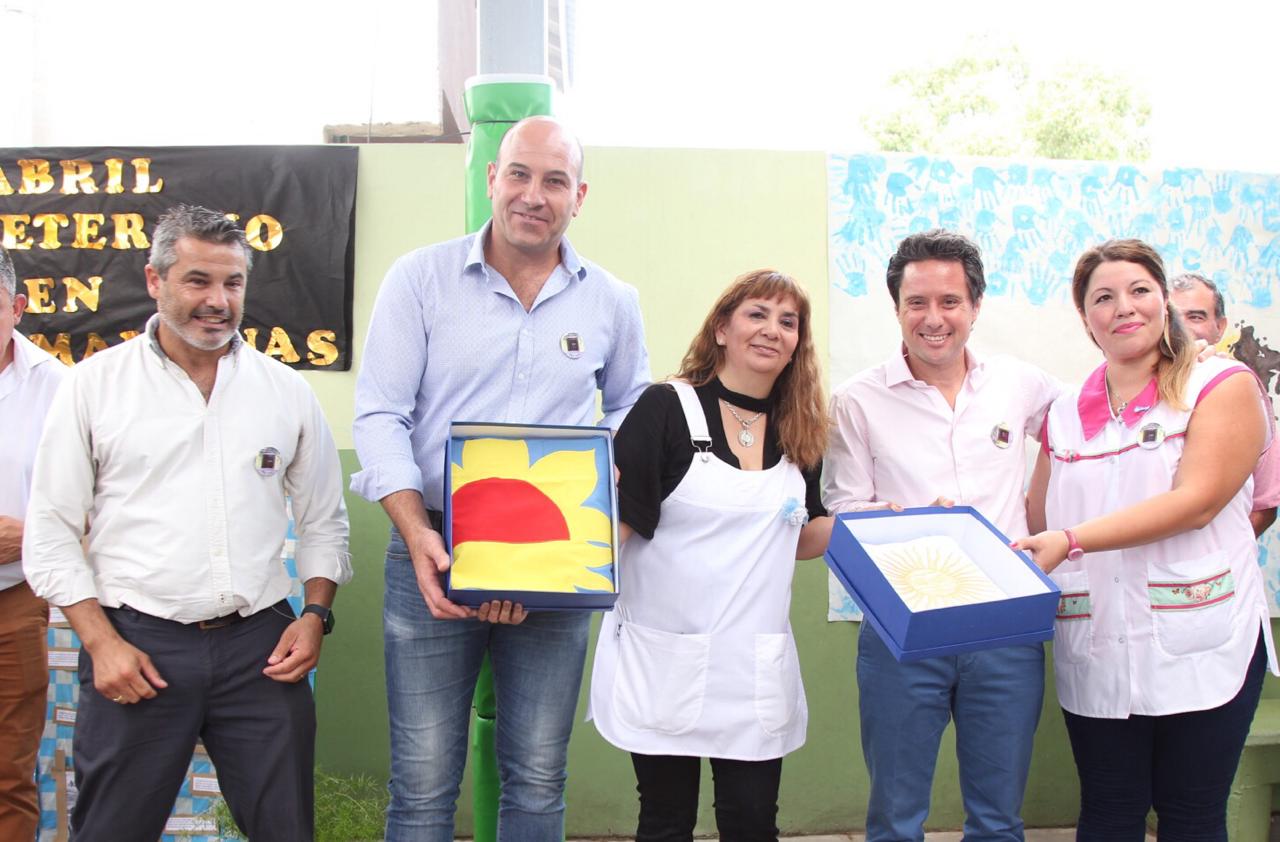  Martiniano Molina visitó la Escuela Primaria Nº 58 de Quilmes Oeste