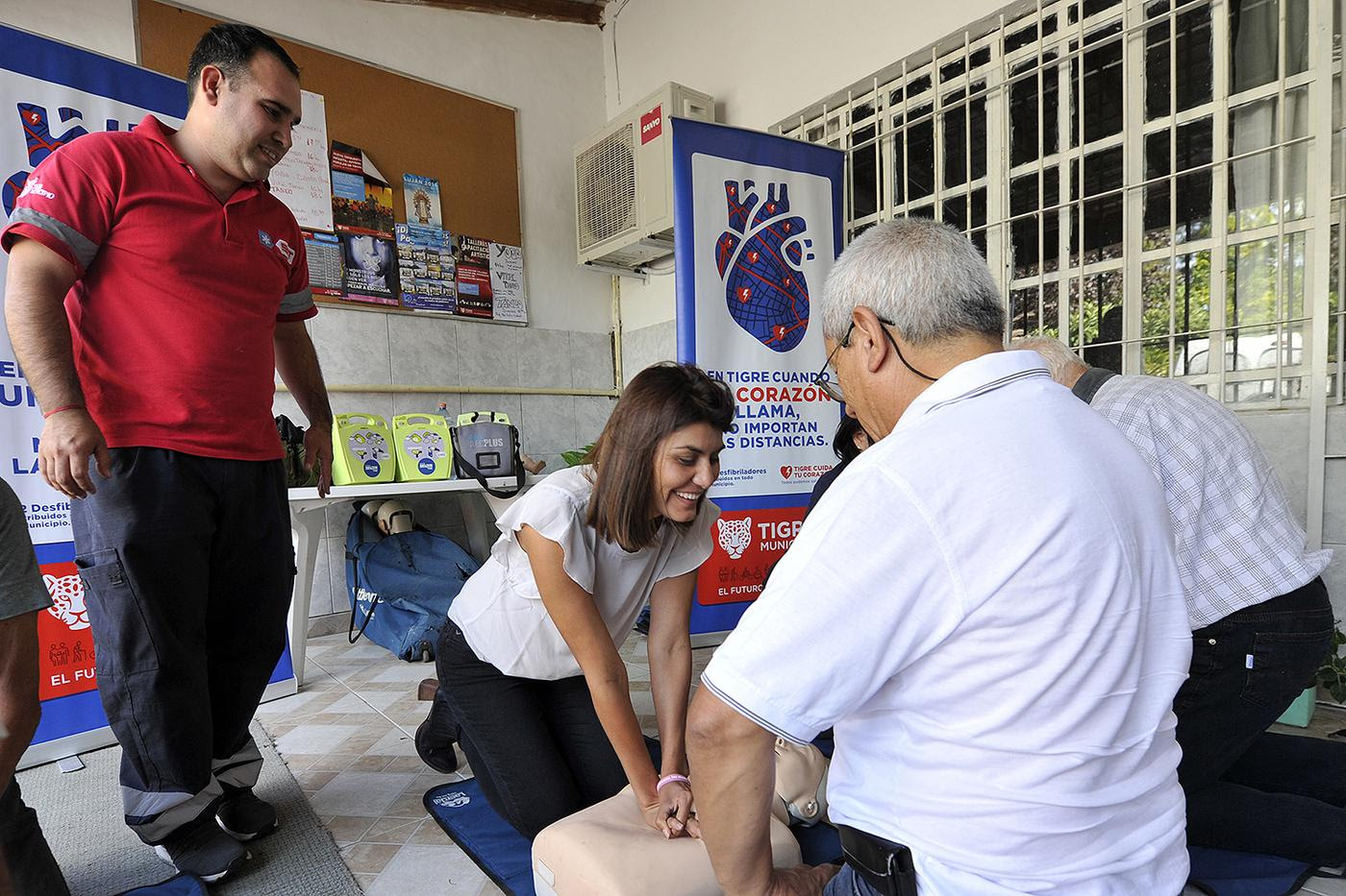  Se brinda jornadas de cardioprotección y primeros auxilios en entidades de la comunidad