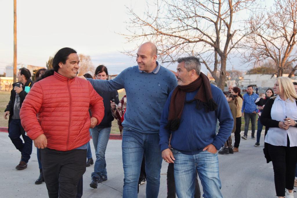  Martiniano Molina visitó el barrio villa alcira