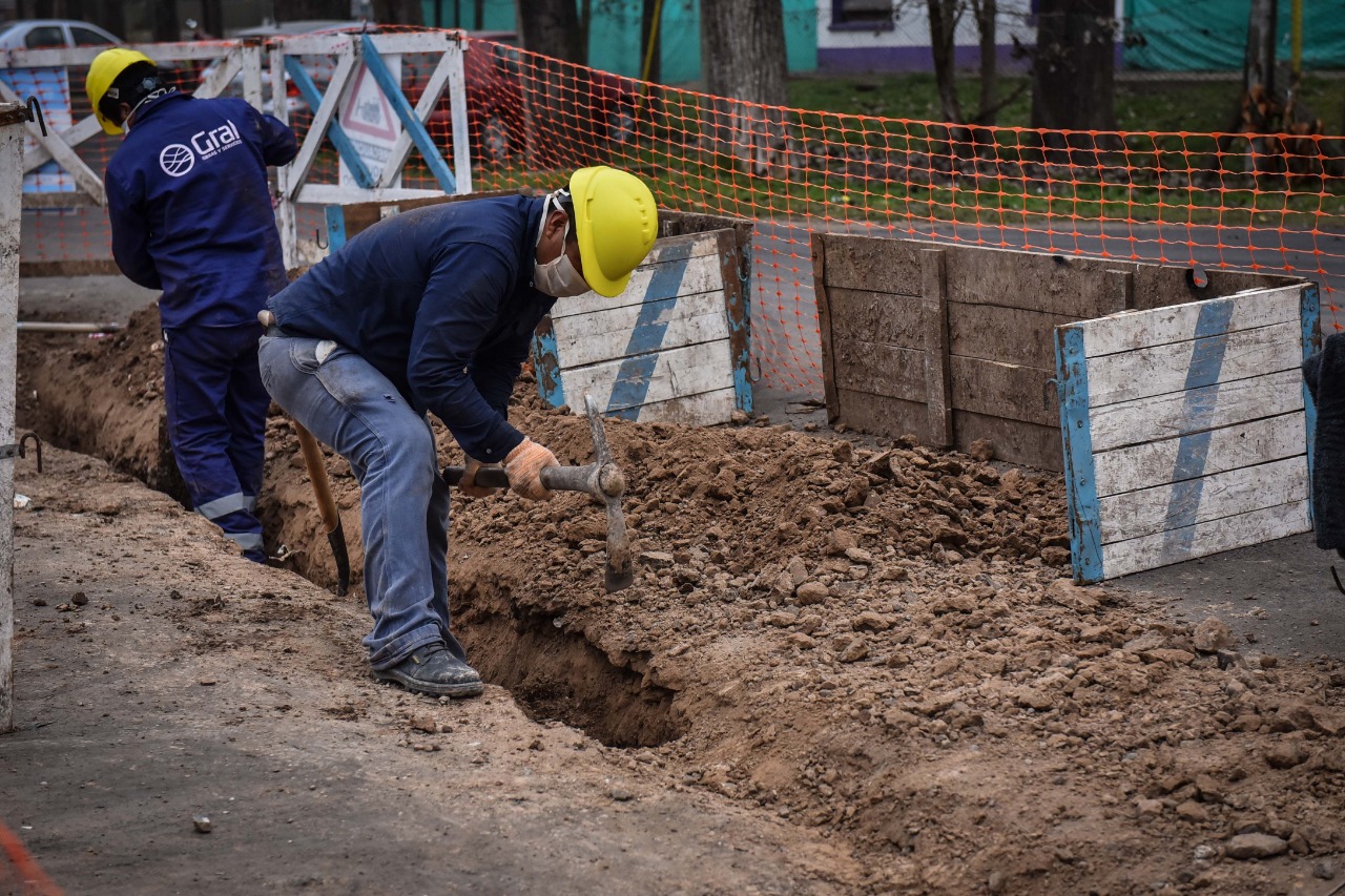  Comenzaron las obras de renovación de la red de agua corriente y alumbrado público