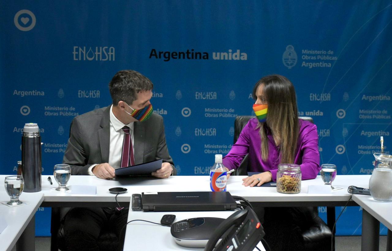  Malena Galmarini firmó convenio para continuar con el plan de reactivación de obras de agua y cloaca