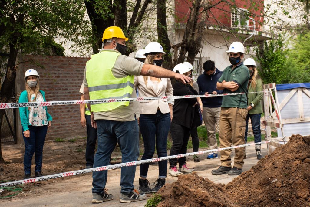  Se supervisó una obra para expandir la red de agua en el barrio “El Arco” en Benavídez