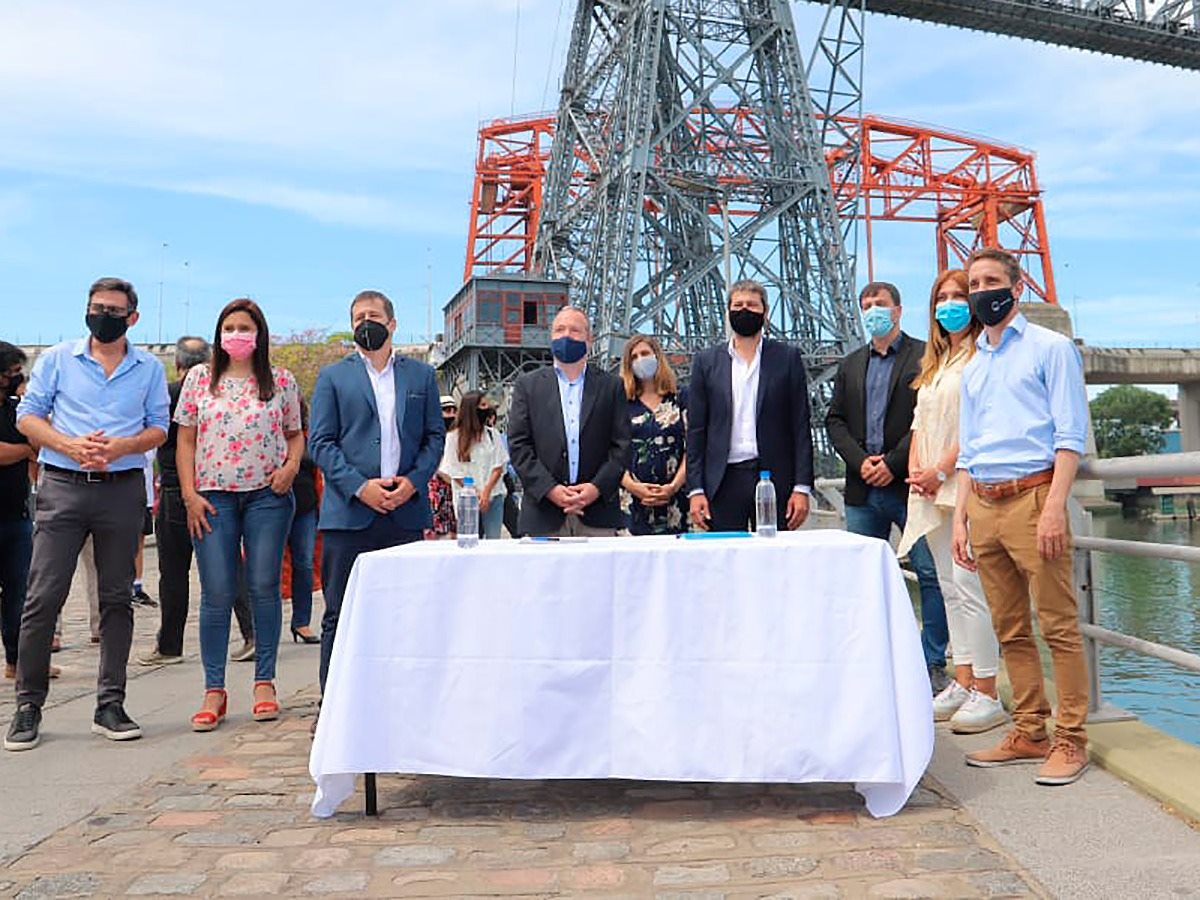  Se firmó un convenio para potenciar turísticamente a los barrios de La Boca e Isla Maciel