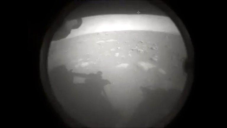  La primera imagen enviada por el rover Perseverance desde Marte