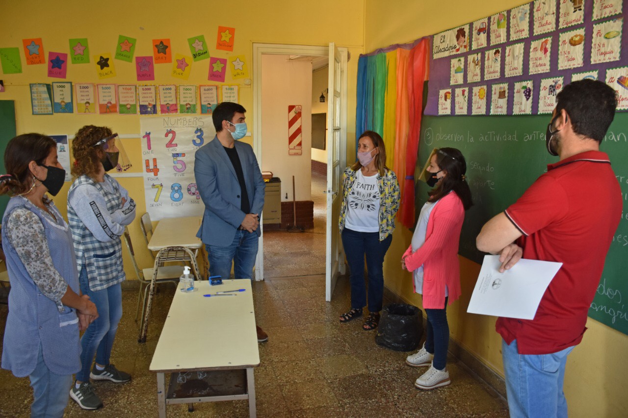  Se realizaran nuevos sanitarios en la escuela de Pueblo Nuevo