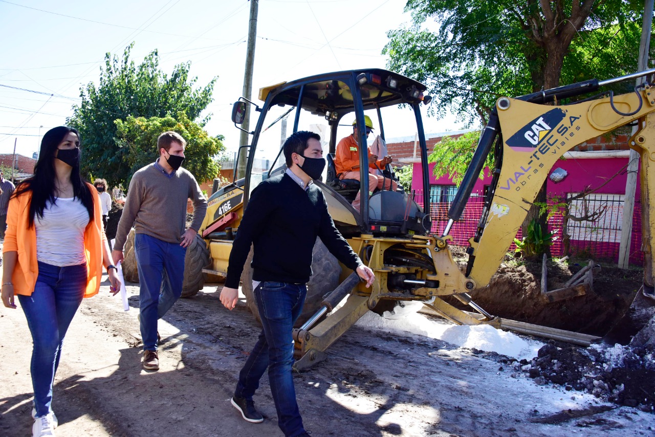  Nueva obra de pavimentación en Villa de Mayo