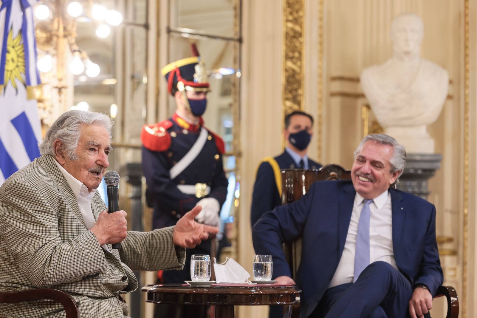  Se otorgó la condecoración del Collar de la Orden del Libertador San Martín a José “Pepe” Mujica