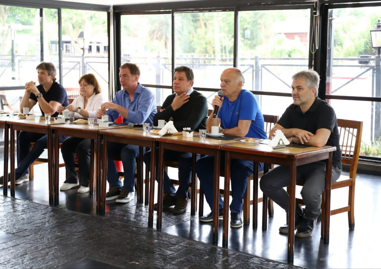  Grindetti participó de un desayuno de Juntos en Tigre