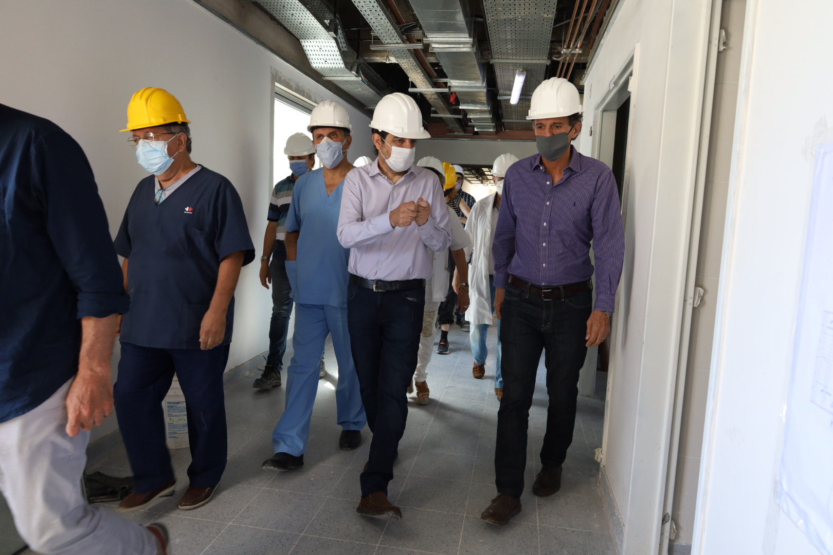  Fernando Moreira y Gabriel Katopodis recorrieron las obras en el Hospital Thompson