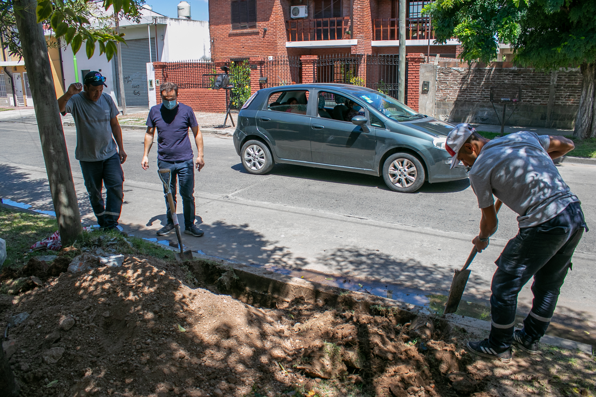  Avanza el plan de regularización de conexiones cloacales en el barrio Sarmiento