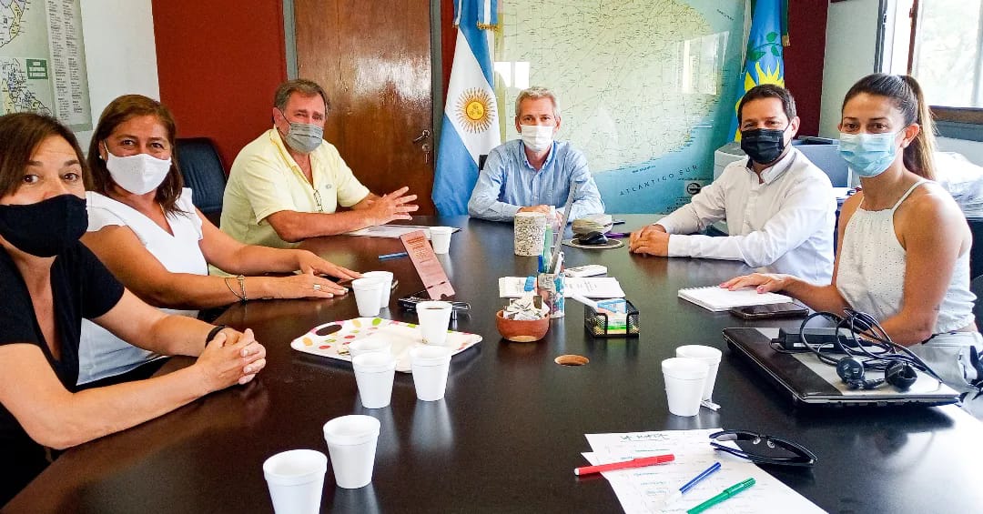  Alejandro Federico se reunió con autoridades de Infraestructura Escolar