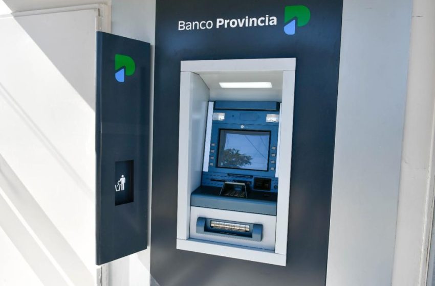  Nueva cabina con cajeros automáticos en Trujui