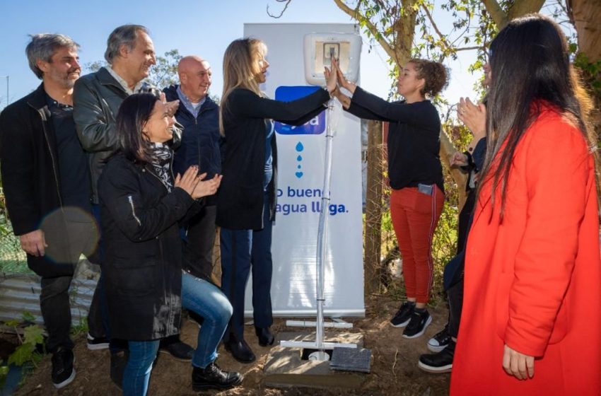  Malena Galmarini inauguró una red cloacal que beneficiará a cerca de 6.000 habitantes