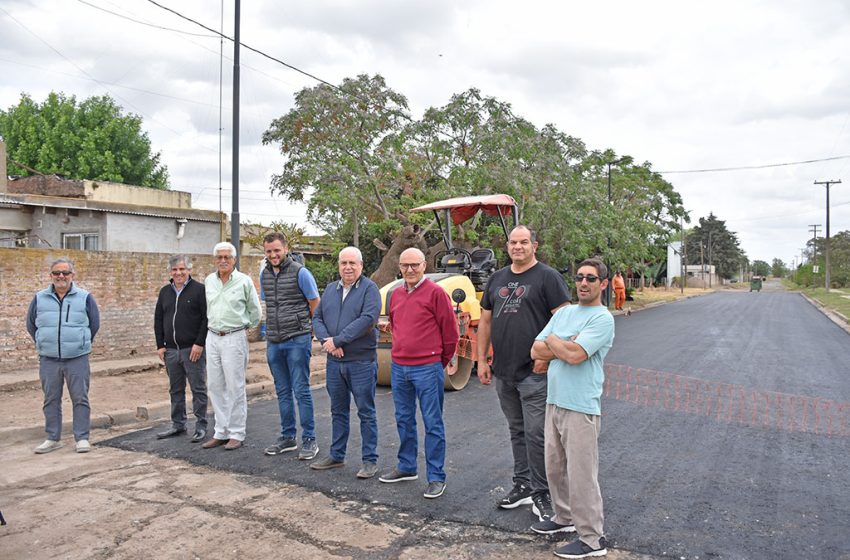  Nuevas obras de asfalto en Moquelhuá