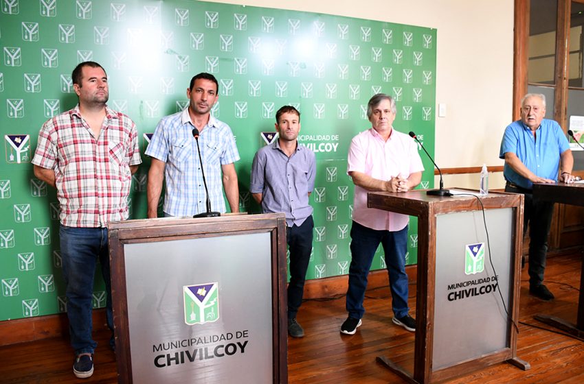  Guillermo Britos anunció un bono de $95.000 para los trabajadores municipales