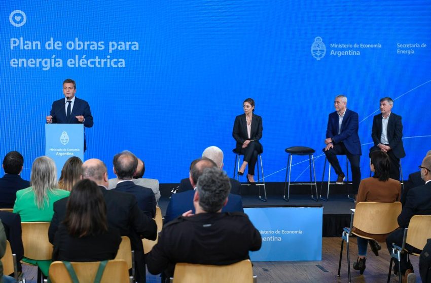  Sergio Massa presentó un plan de obras de energía eléctrica