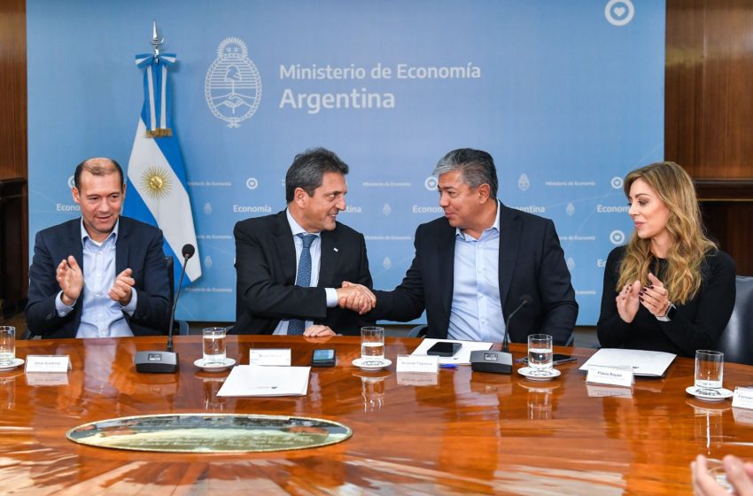  Massa anuncia más inversiones en gas para Neuquén