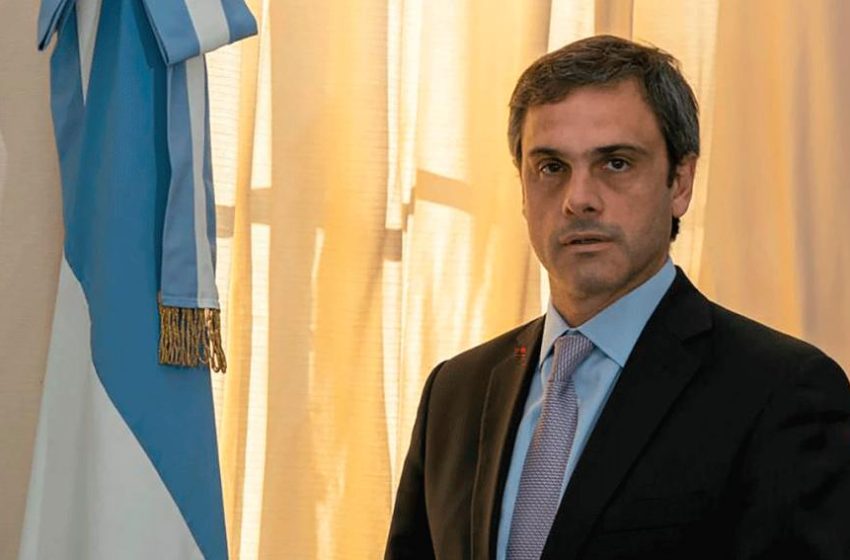  Guillermo Michel renunció como director de la Aduana
