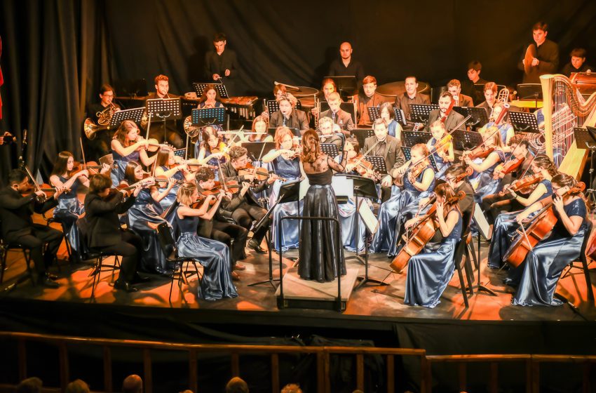  La Filarmónica de Chascomús se presenta en el Teatro Argentino