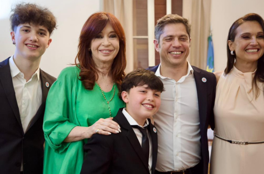  Cristina Kirchner estuvo presente en la jura de Axel Kicillof