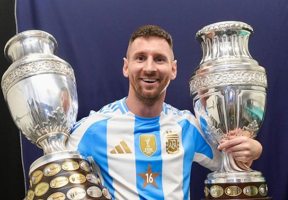  Lionel Messi se afianza como el futbolista con más títulos de la historia