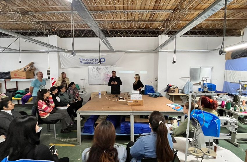  Comenzaron las capacitaciones para el desarrollo de la industria textil local