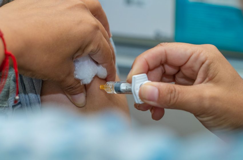  Continúa la aplicación de la vacuna contra la gripe
