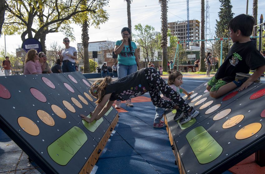  Nuevo patio de juegos del Parque Urbano