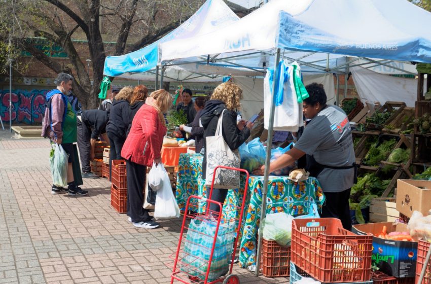  Mercado Vecino sigue recorriendo la ciudad durante octubre