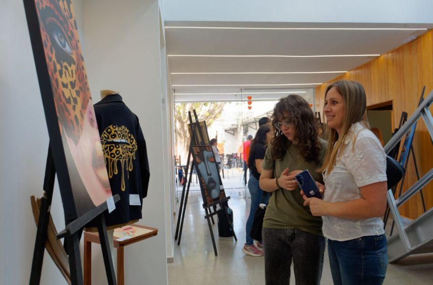  Se realizó la Muestra de Pintura Decorativa