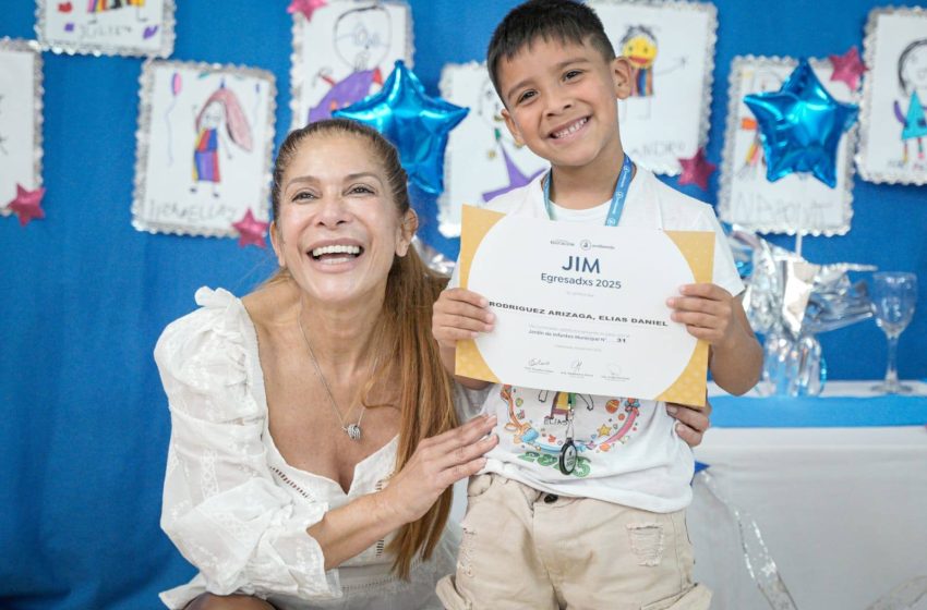  Avellaneda homenajea a los egresados de sus Jardines de Infantes